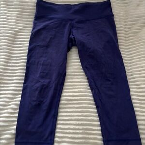 Lululemon Blue Cropped Leggings - Size 8